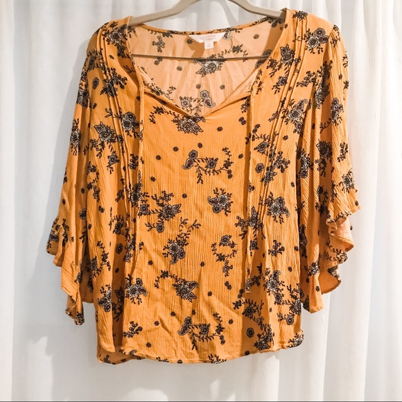 LC Lauren Conrad Tops - LC Lauren Conrad Golden Yellow Blouse Medium